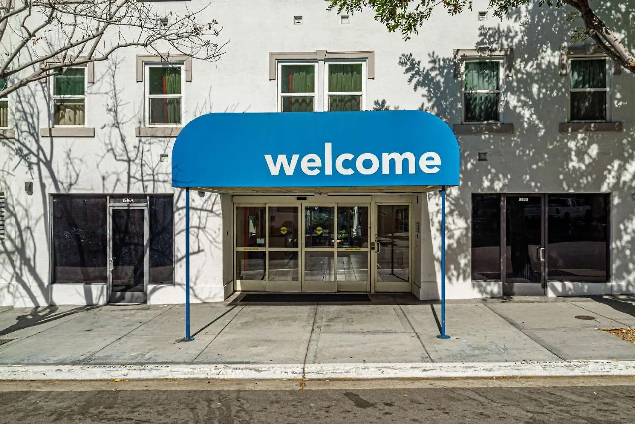 Hotel 6-san Diego, Ca - Downtown 2*