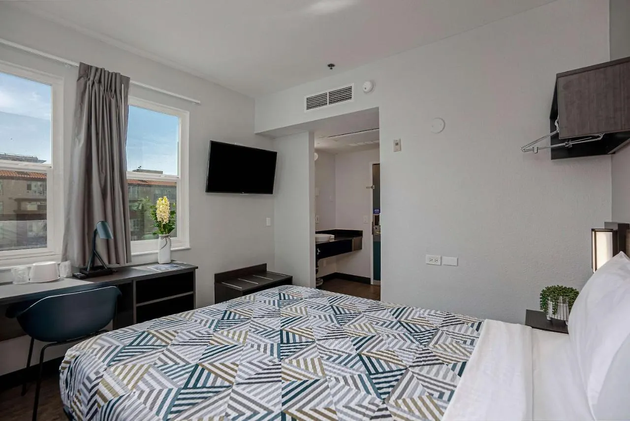Hotel 6-san Diego, Ca - Downtown San Diego