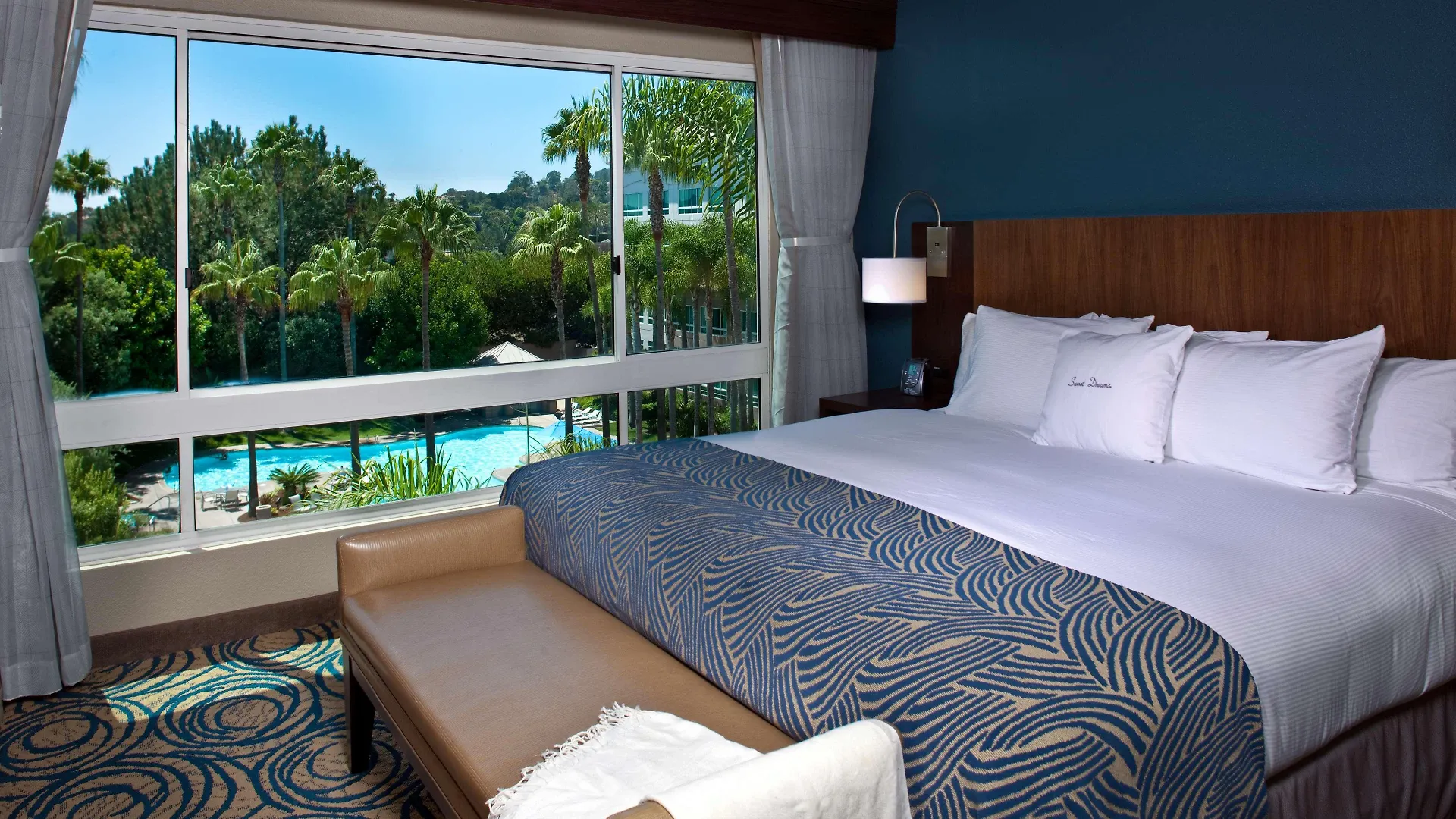 Hotel Doubletree By Hilton Del Mar 3*