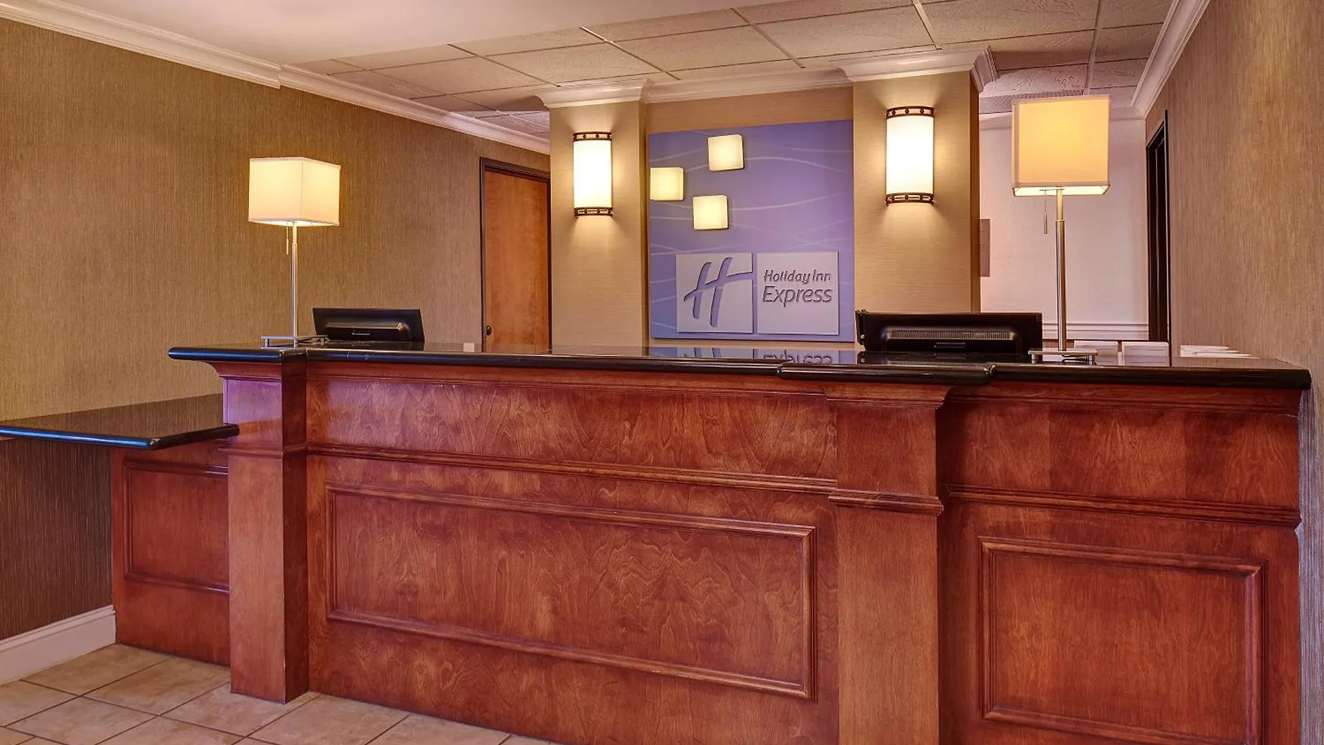 Holiday Express - Sorrento Valley By Ihg Hotel 2*