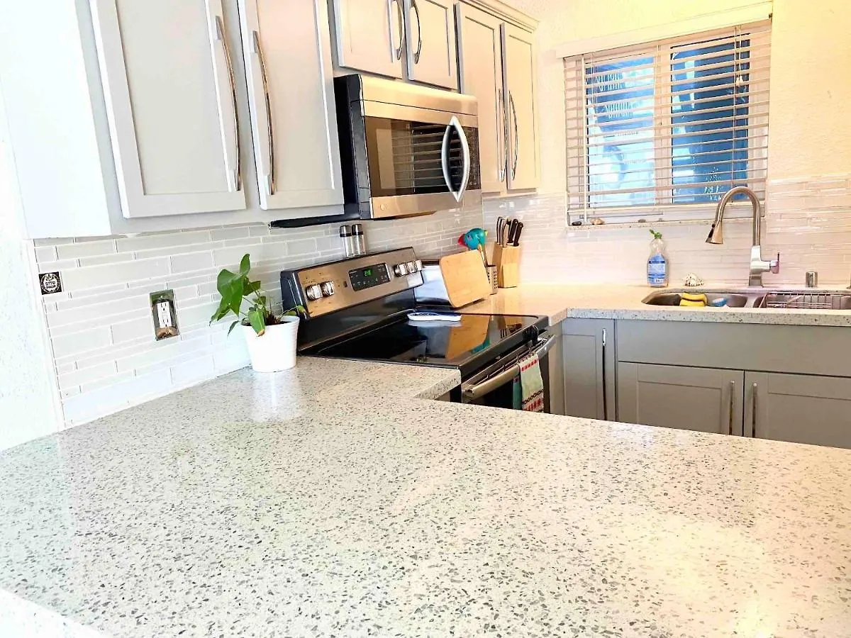 Artsy Smart Near Downtown & Balboa Park Apartment San Diego