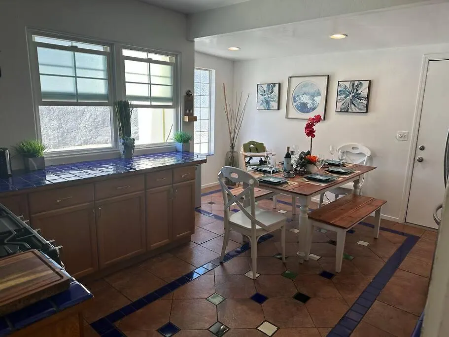 別荘 Gorgeous Pacific Beach And Mission Bay Home. Walking Distance To The Bay And Golf Course. *