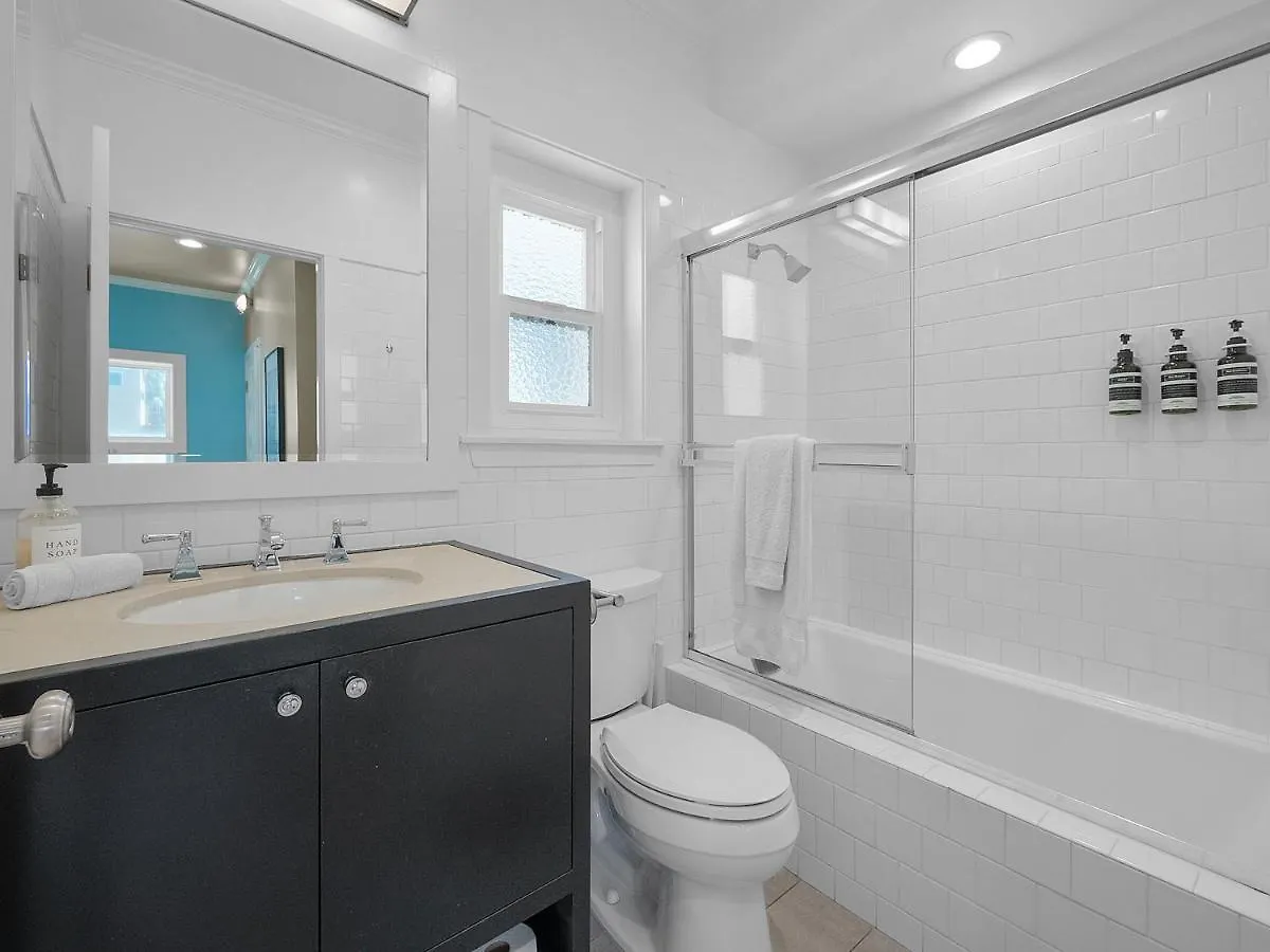 Kennebeck Oasis - Private Patio, Steps 2 & Ac *