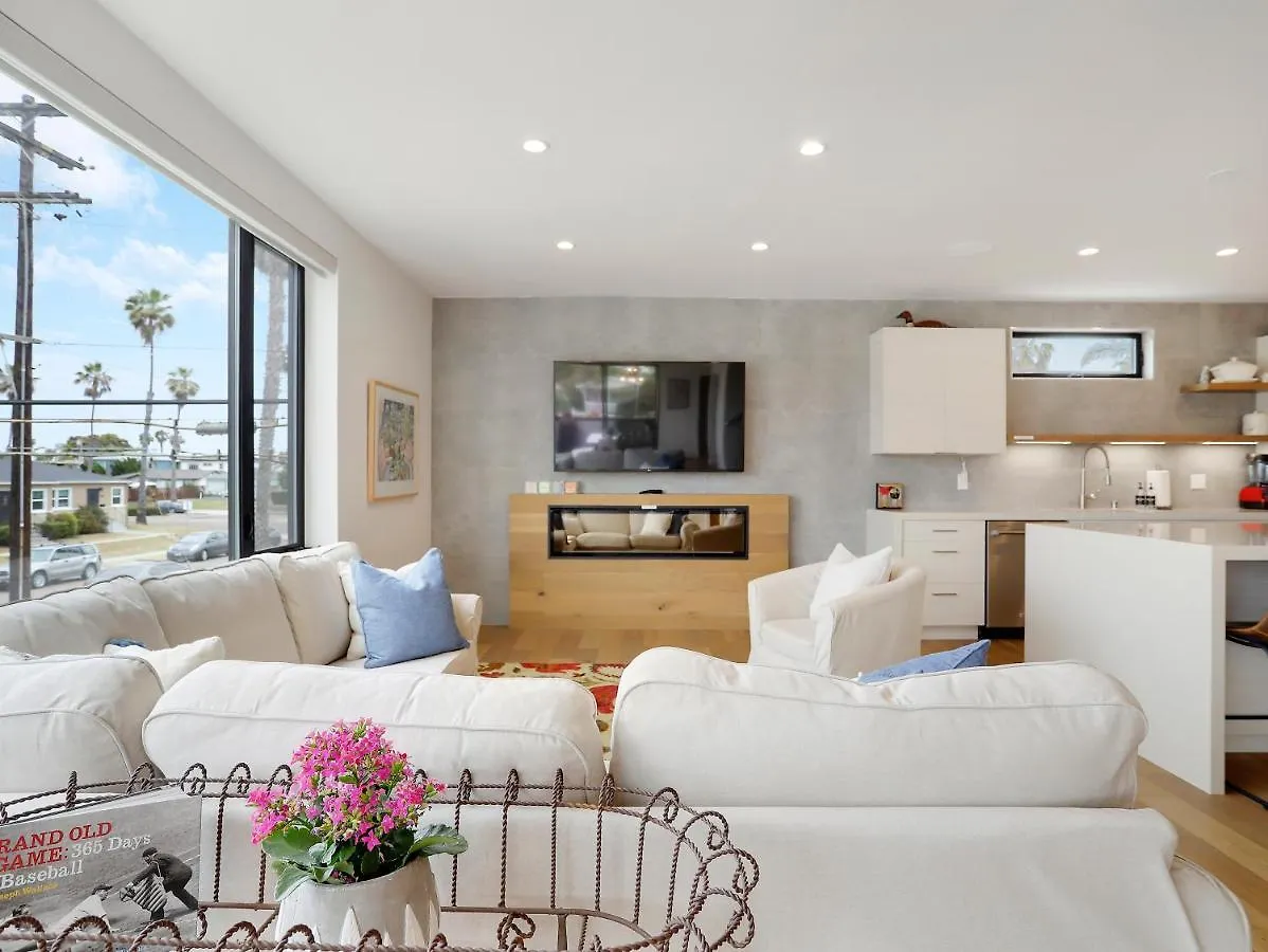Casa de Férias Luxury Dream - Massive Rooftop Patio, Zen Garden, Ac & Fast Wifi! *