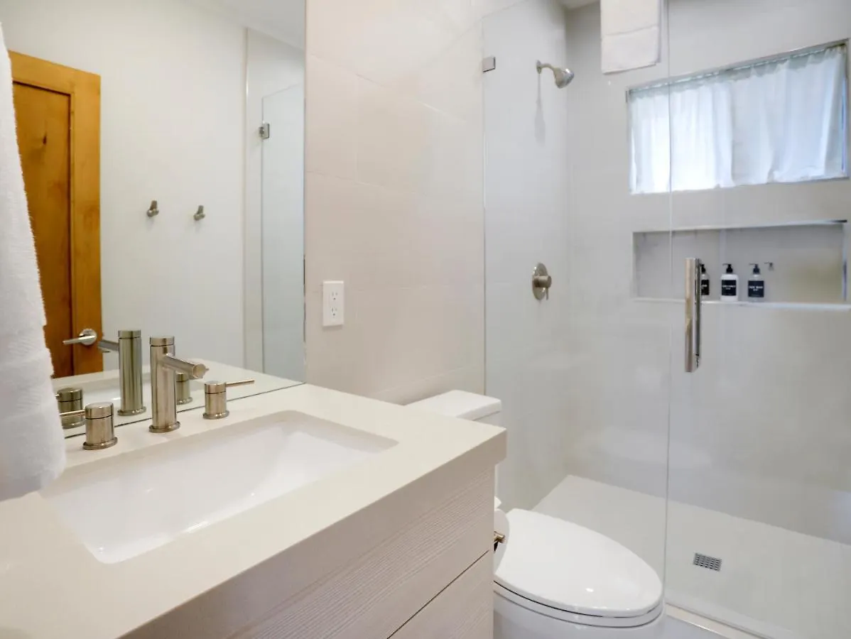 Casa de Férias Luxury Dream - Massive Rooftop Patio, Zen Garden, Ac & Fast Wifi! San Diego
