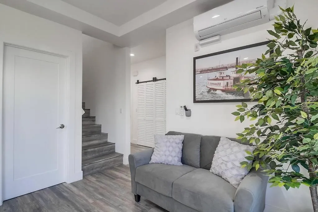 Apartment Park Blvd Paradise 304 New Construction King Bed *