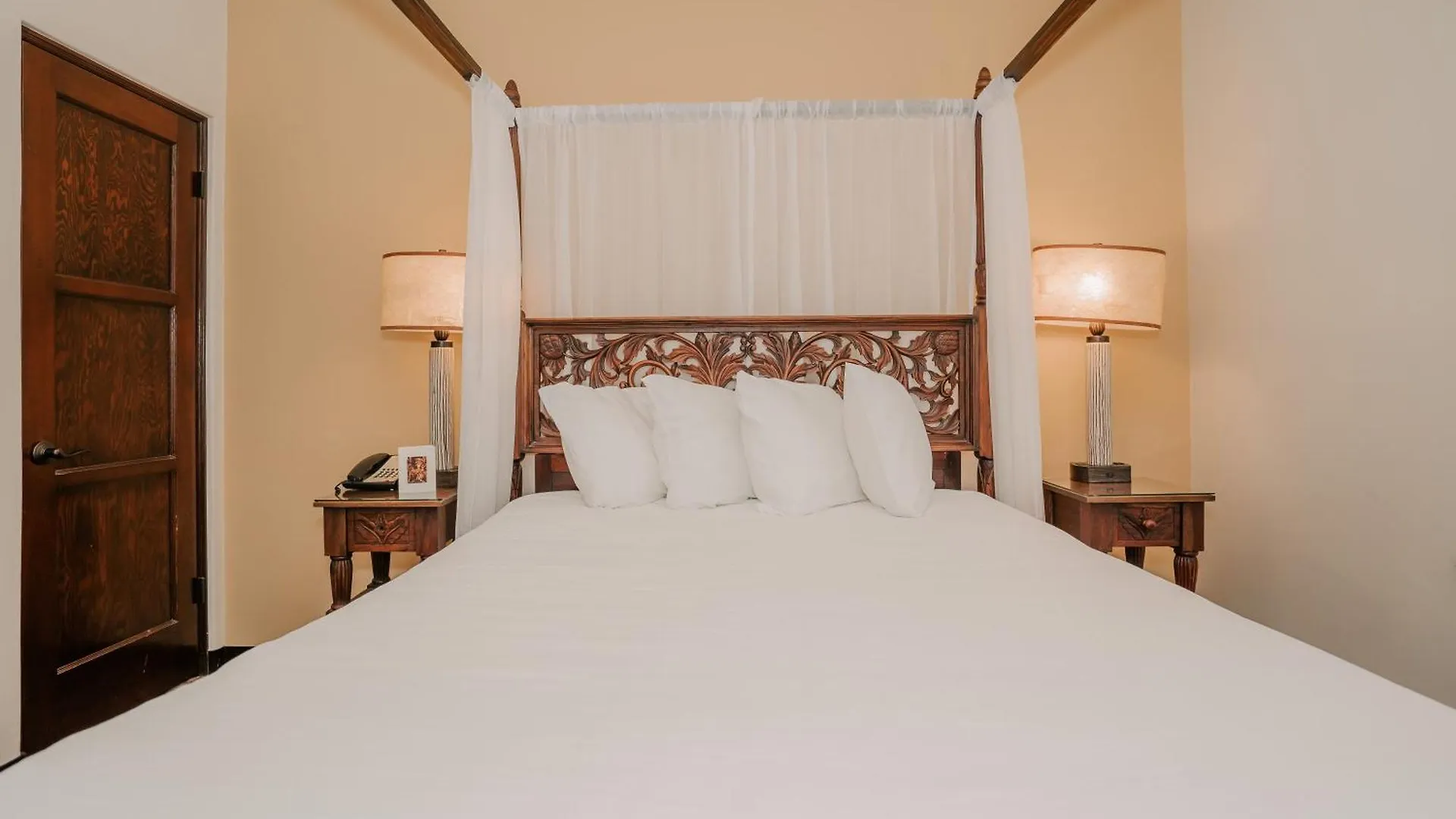 Hotel Pantai