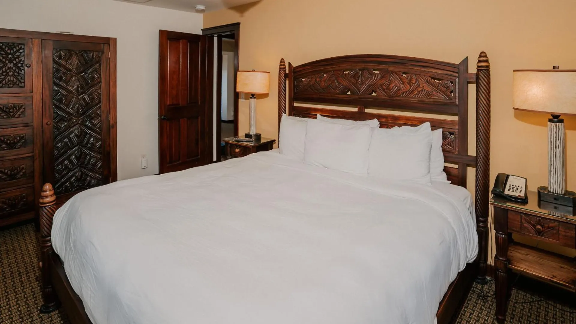 Hotel Pantai 5*