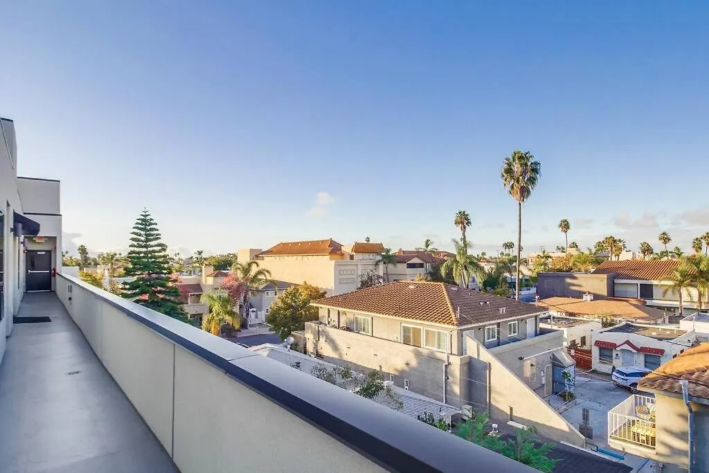 Park Blvd Paradise 304 New Construction King Bed * San Diego