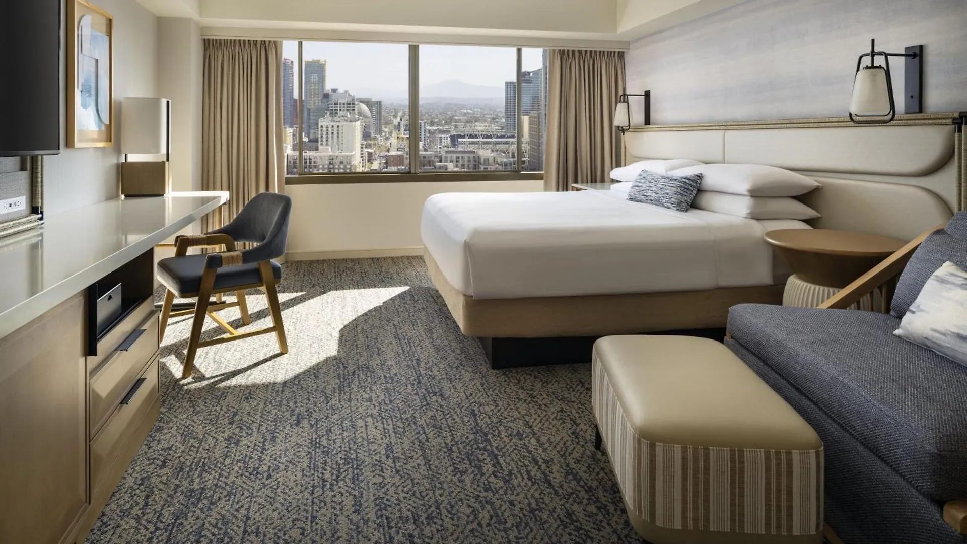 Marriott Marquis San Diego Marina Hotel