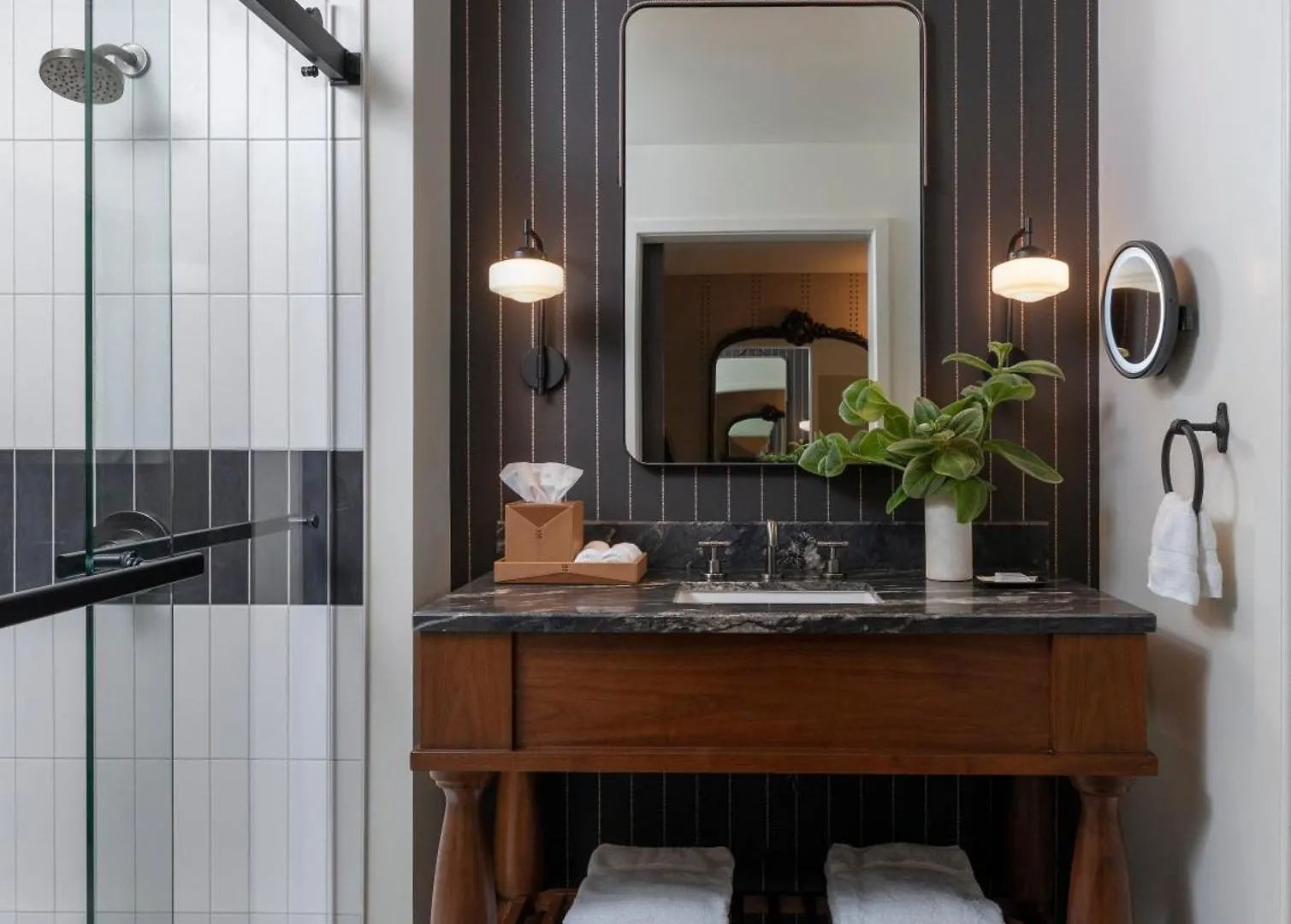 Hotel La Jolla & 4*