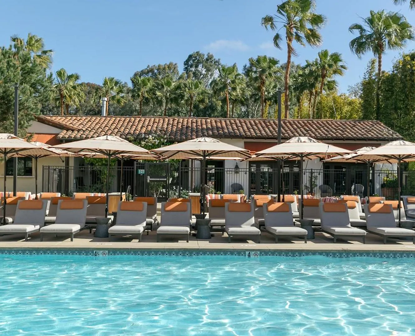 La Jolla & Hotel 4*