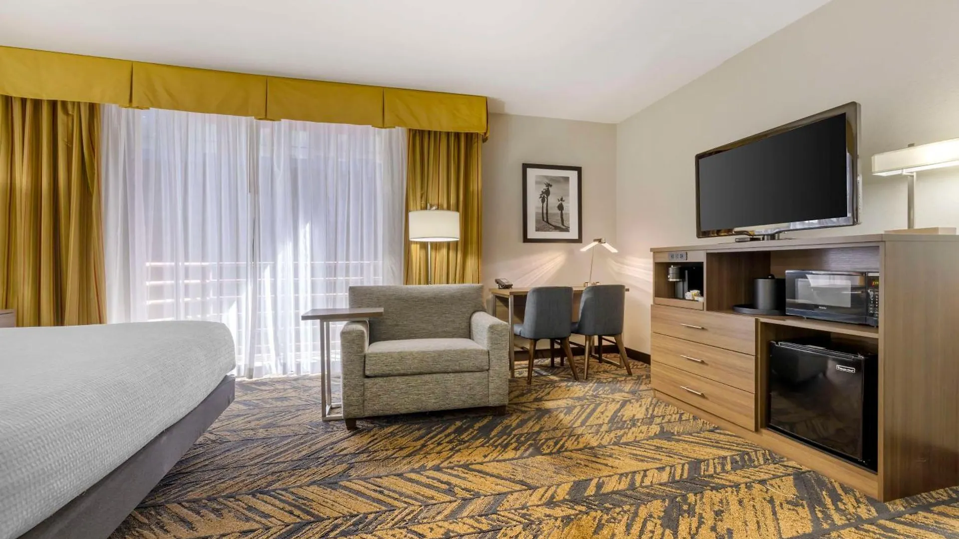 Western Bayside Hotell