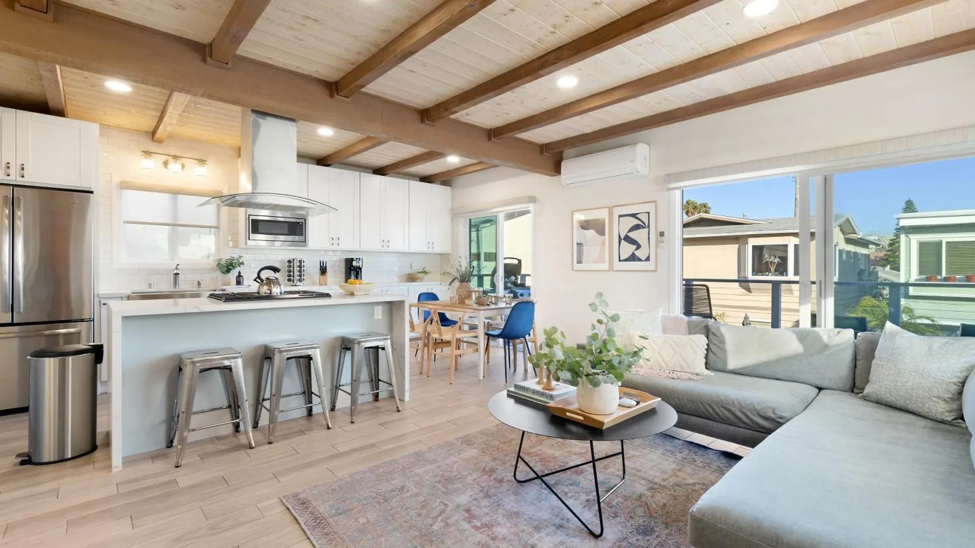 Holiday home Mission Point 2 By Avantstay Mission W Large Balcony Steps To San Diego