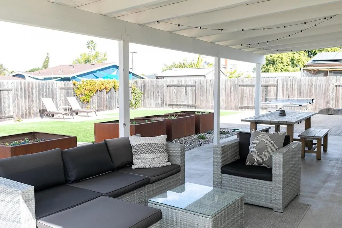 Surf With Backyard Oasis And Jacuzzi