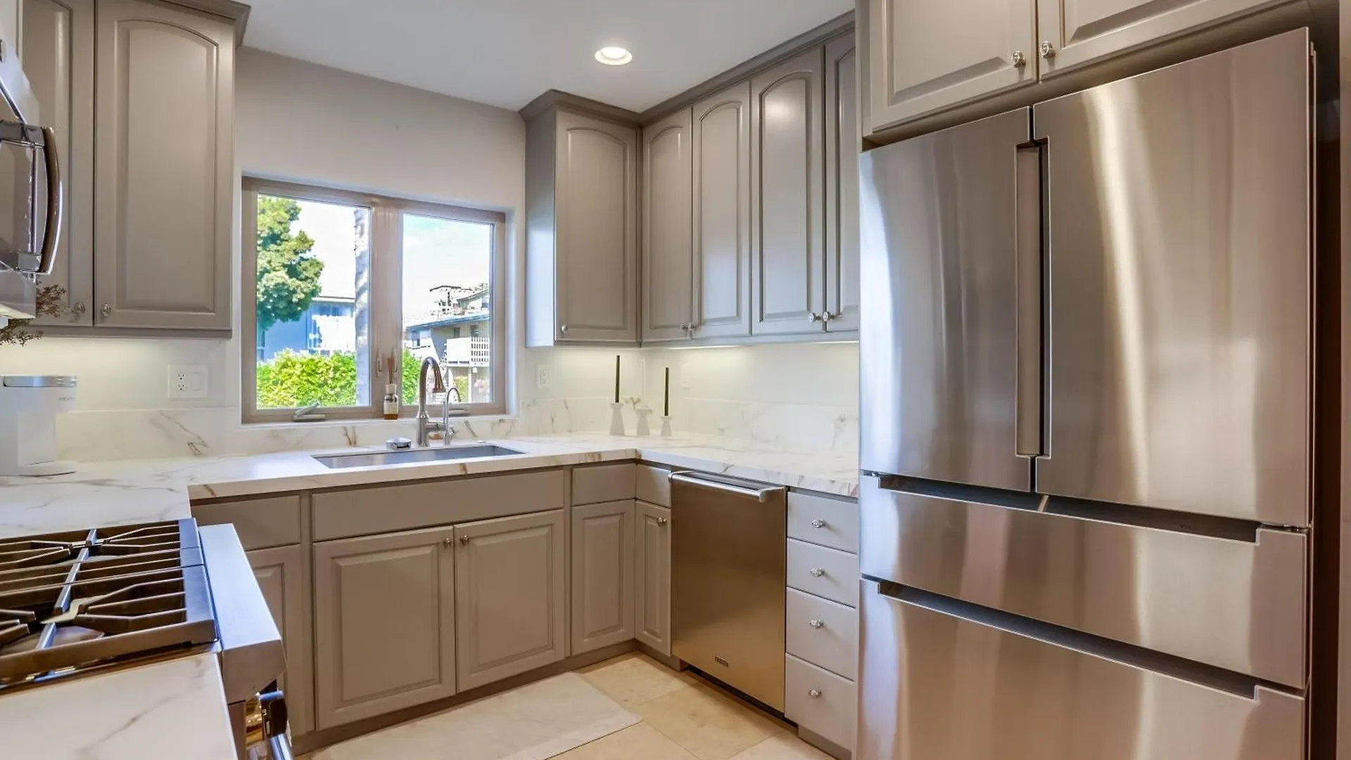 Marine Dream Brand New Listing! San Diego