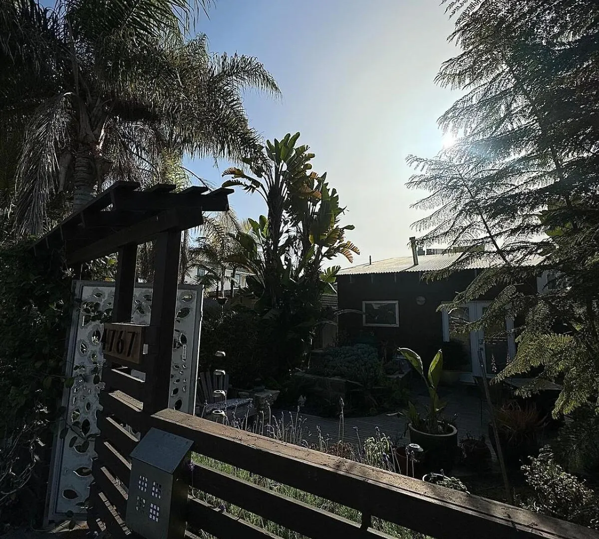 Villa Close To Ocean And *