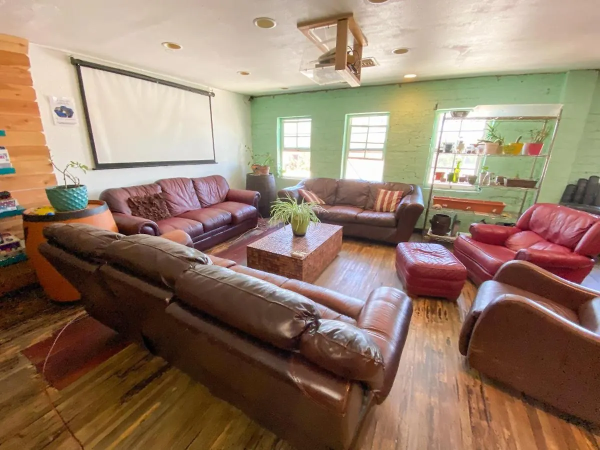 Ith Colive Balboa Park Hostel *