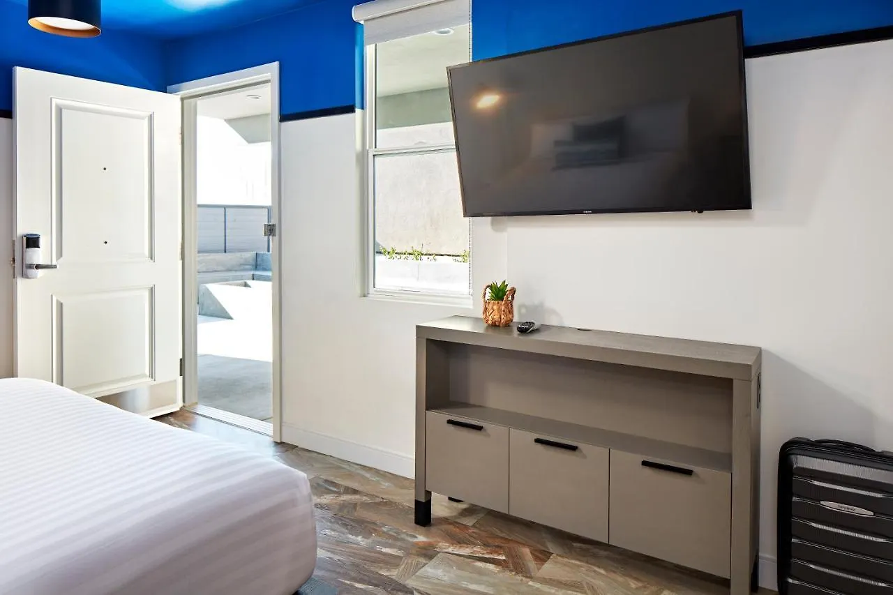 Hotel Pacific View