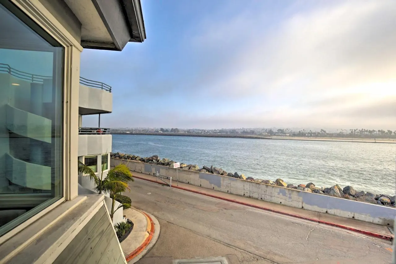 Chic Bay View Less Than 10 Miles To Dtwn San Diego! Apartment San Diego