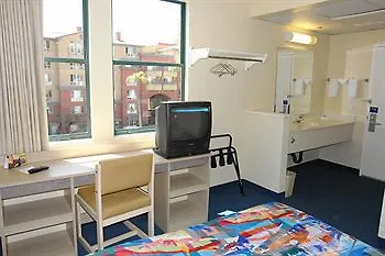 מלון 6-san Diego, Ca - Downtown 2*