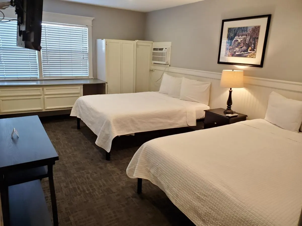 Hotel Coronado Island 3*