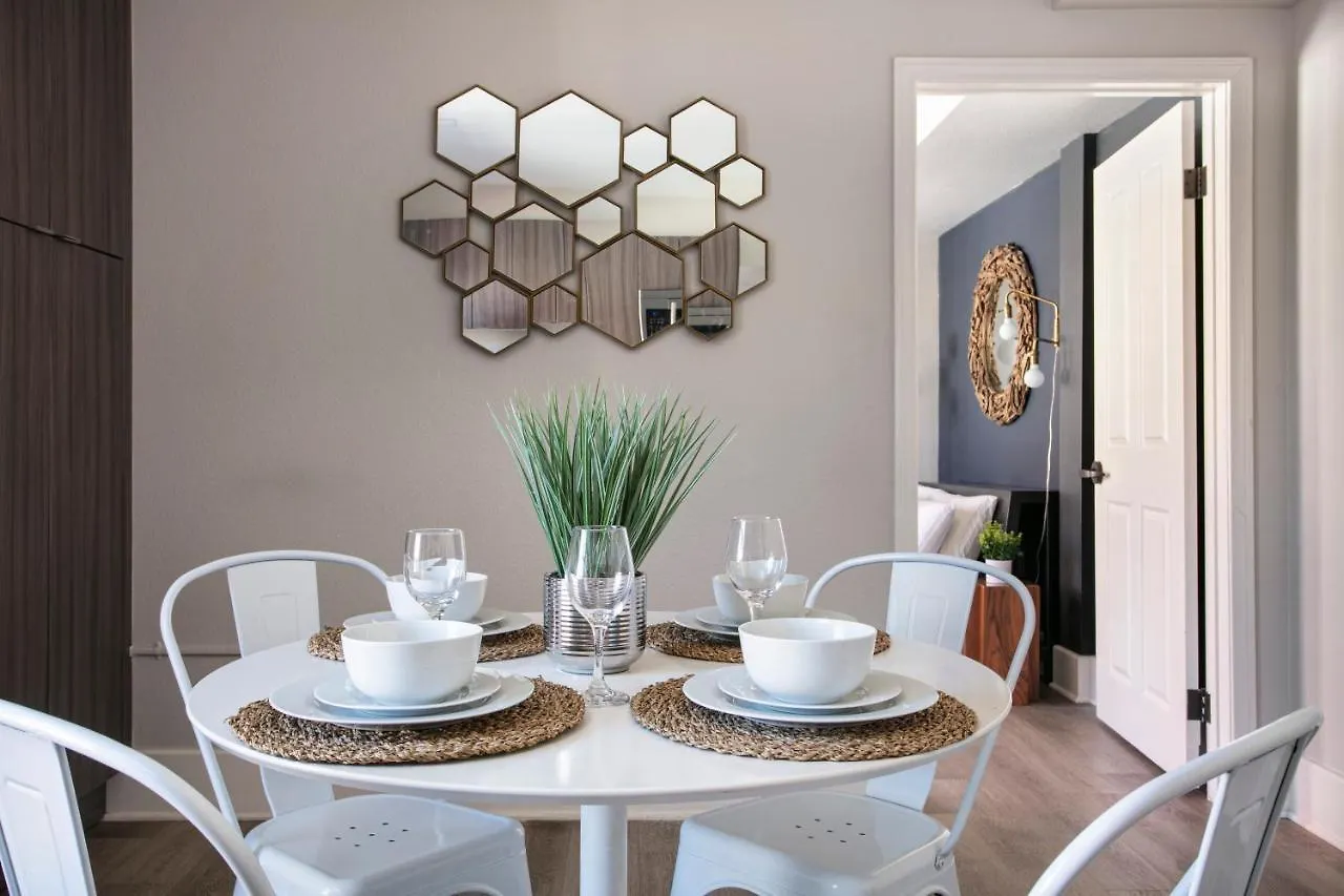 Sd Luxury Apts Best Area