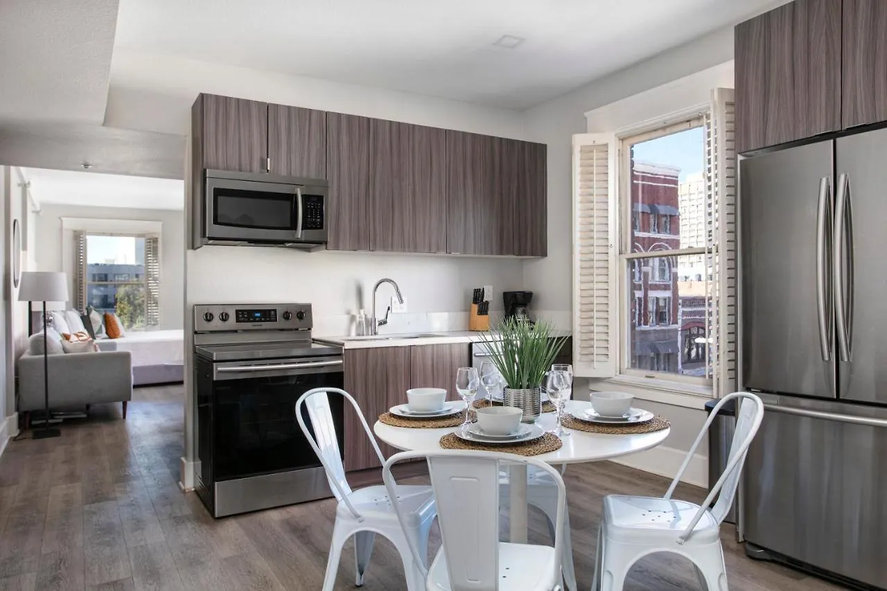 Aparthotel Sd Luxury Apts Best Area