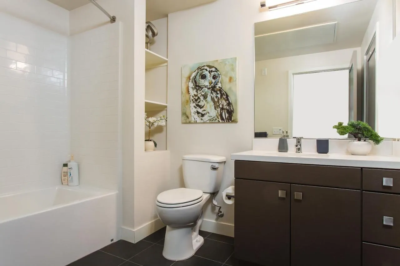 Sd Dazzling Apt Sleeps 6 * San Diego