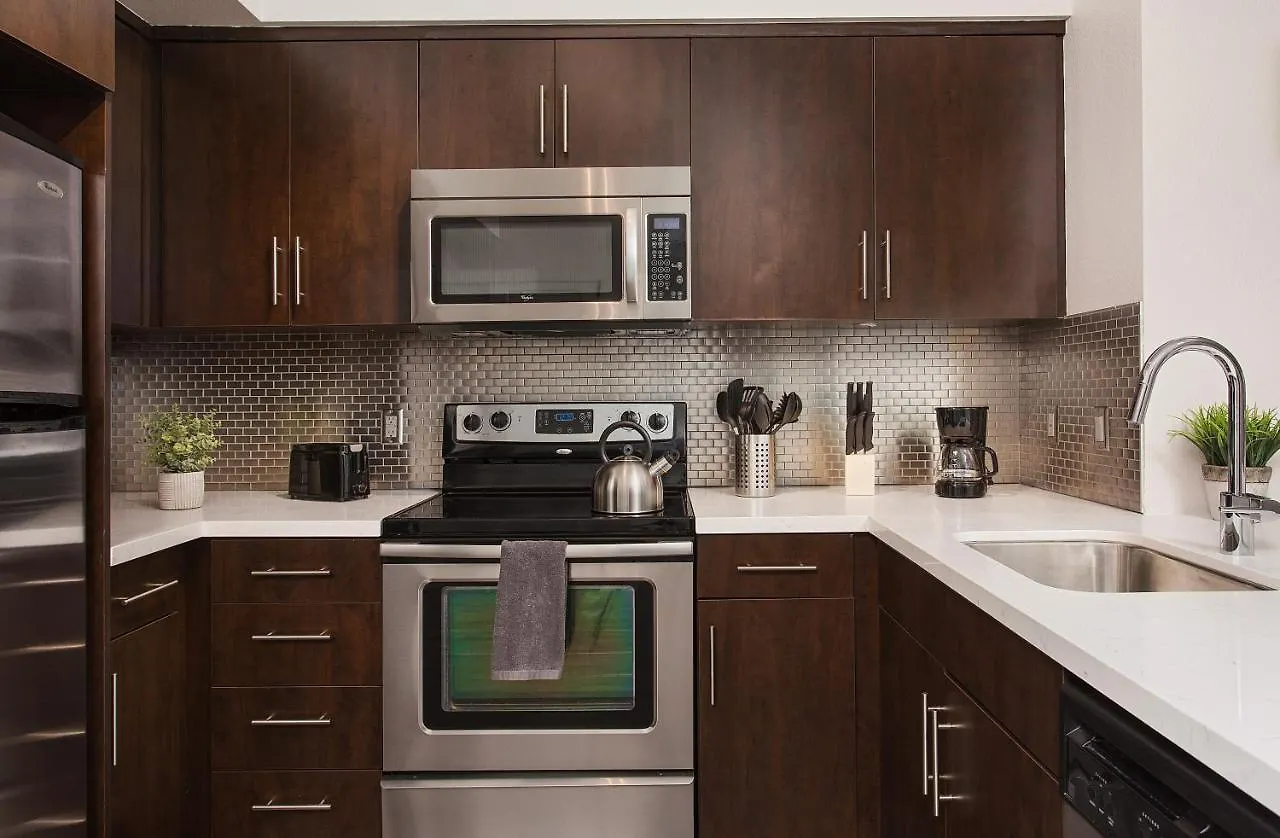 Sd Dazzling Apt Sleeps 6 San Diego