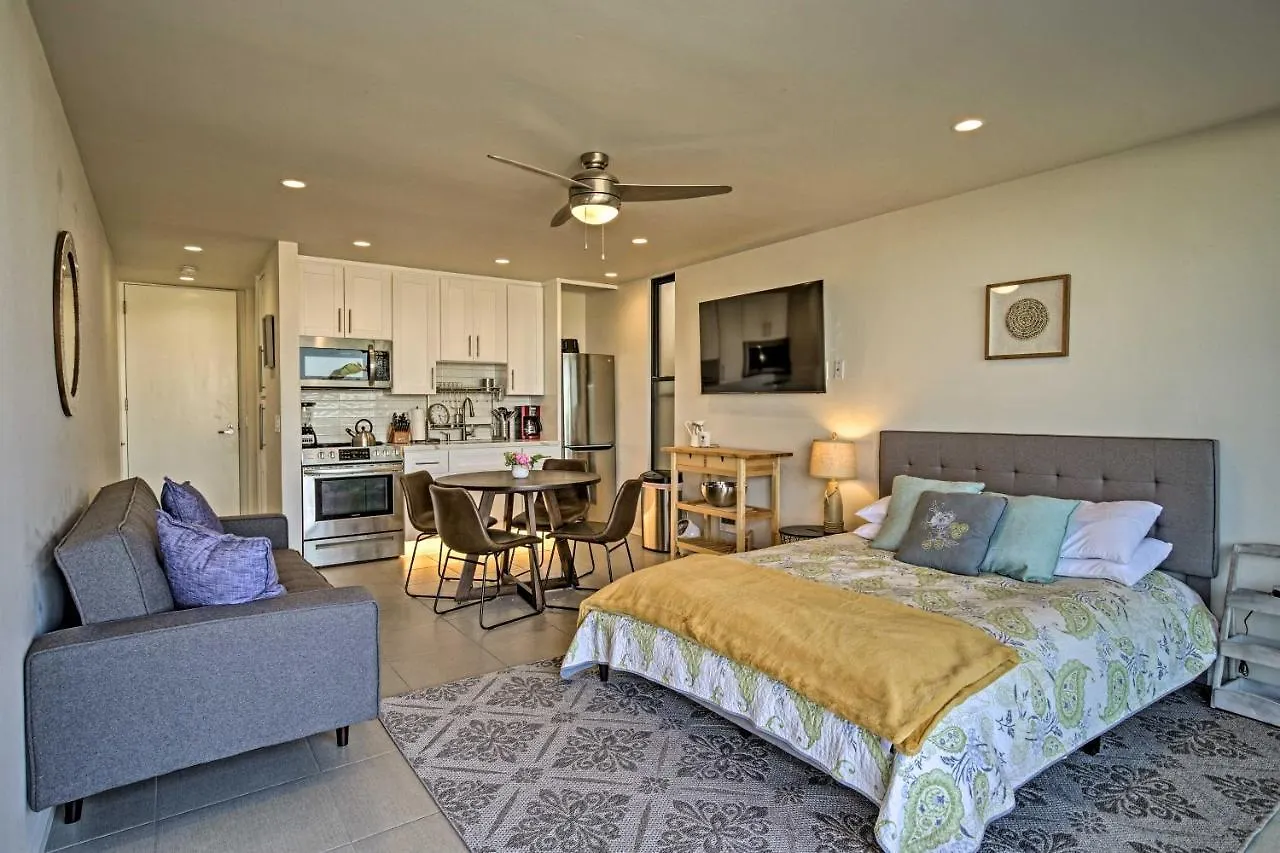 Bayfront Getaway On Boardwalk With Hot Tub *