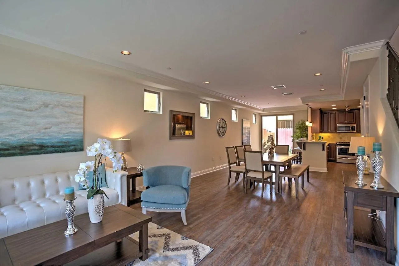 펜션 Sunny Socal Hideaway Less Than 2 Miles To Pacific Beach! 샌디에이고