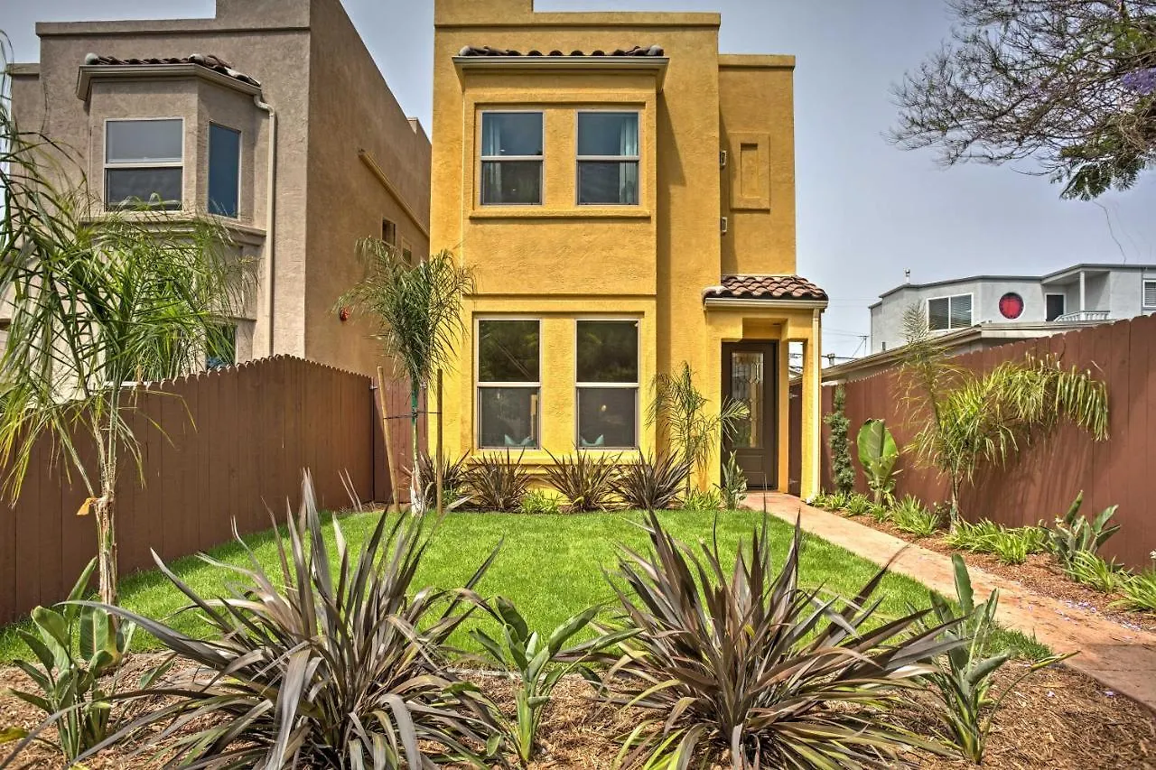 펜션 Sunny Socal Hideaway Less Than 2 Miles To Pacific Beach! 샌디에이고
