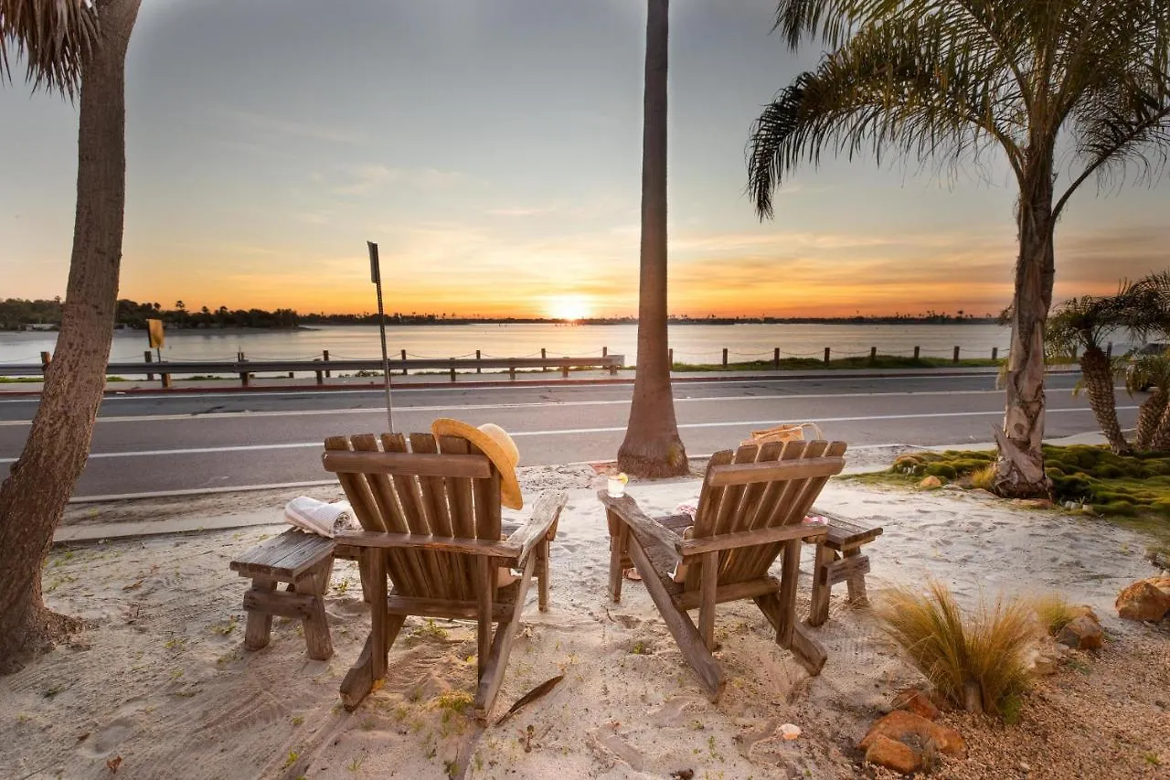 Kokomo - Bayside Getaway W Spa, Fire Pit, & Large Outdoor Patio