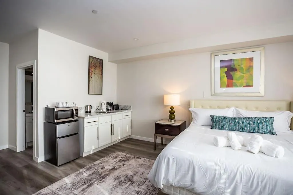 Inn Luxurious In Heart Of W Cali King San Diego