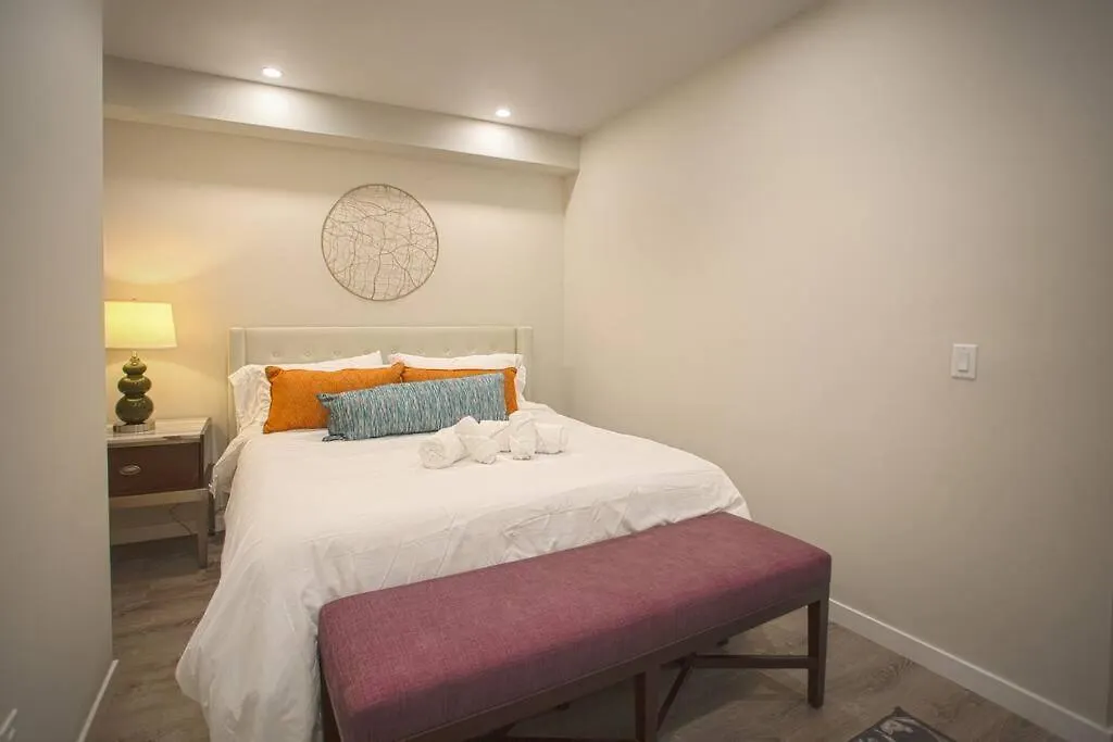 1-bedroom With Cali King Size Bed In * San Diego