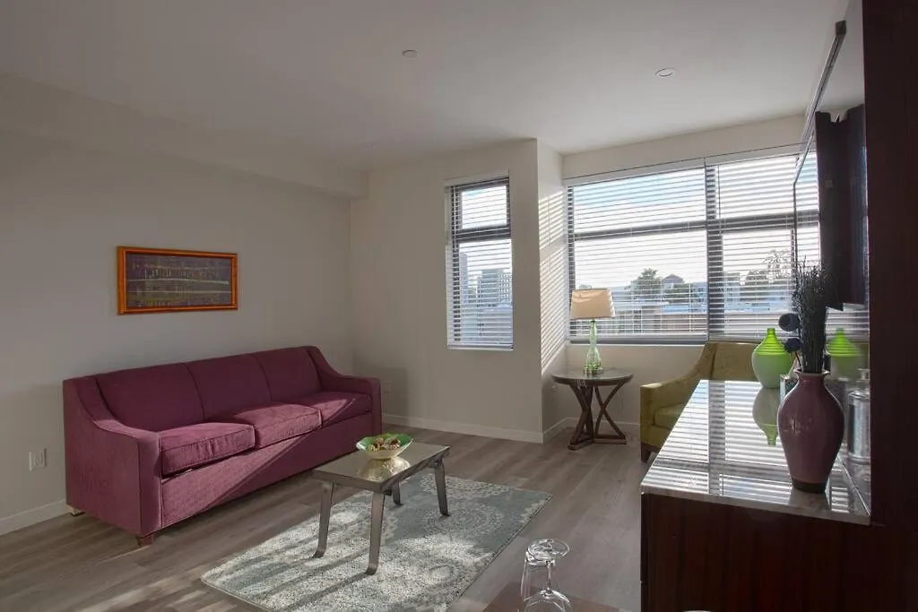 One Bedroom With Sd Downtown View * San Diego