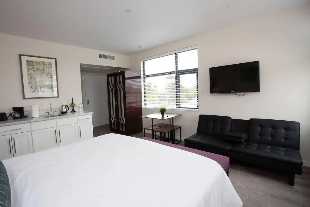 Premier Location With Great Scenic Downtown View *
