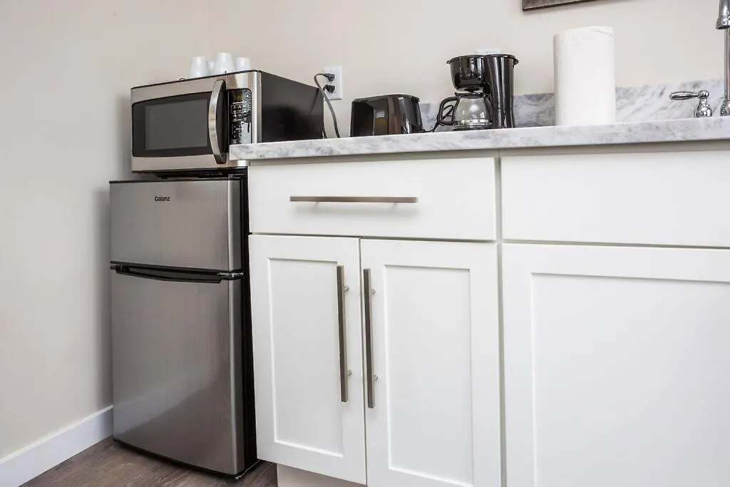 Inn Premier Location With Great Scenic Downtown View