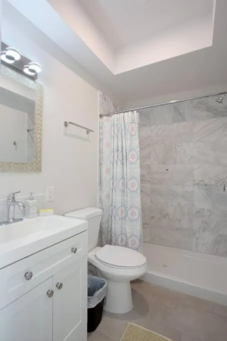 Luxurious Furnished W Full Kitchen In Sd * San Diego