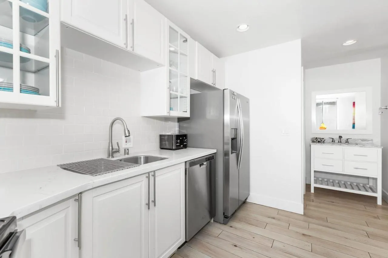 Highly Rated Beach! 3bd 2ba Ac Luxury King Beds! بيت للعطل