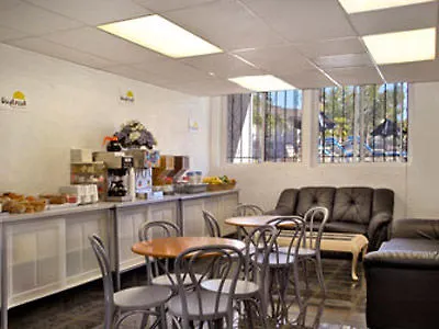 Days By Wyndham Mission Valley-sdsu Hotel 2*
