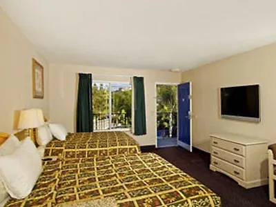 Days By Wyndham Mission Valley-sdsu Hotel