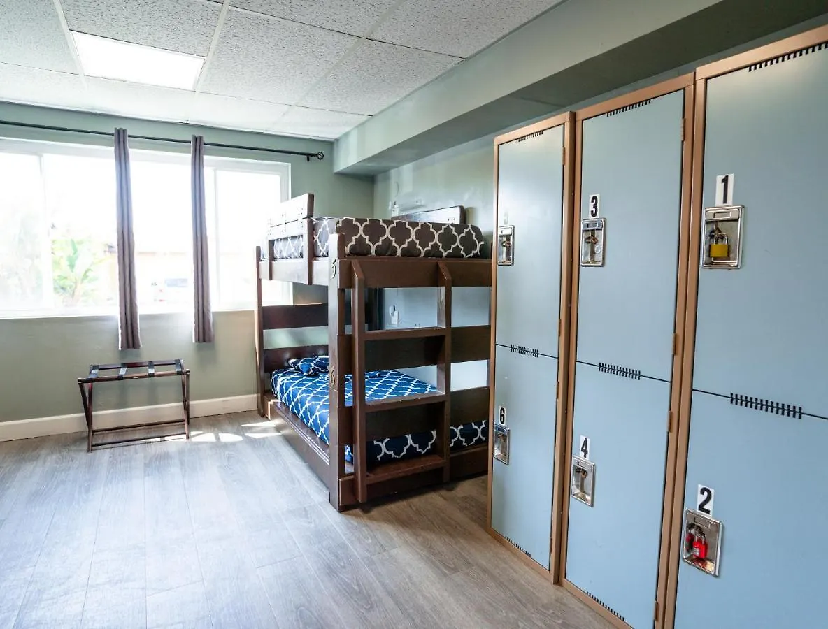 California Dreams - Ocean Hostel *