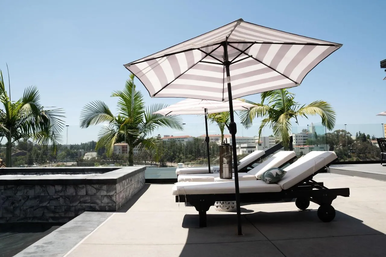 بيت للعطل New Modern Luxury Estate - Pool, Slide, Grotto