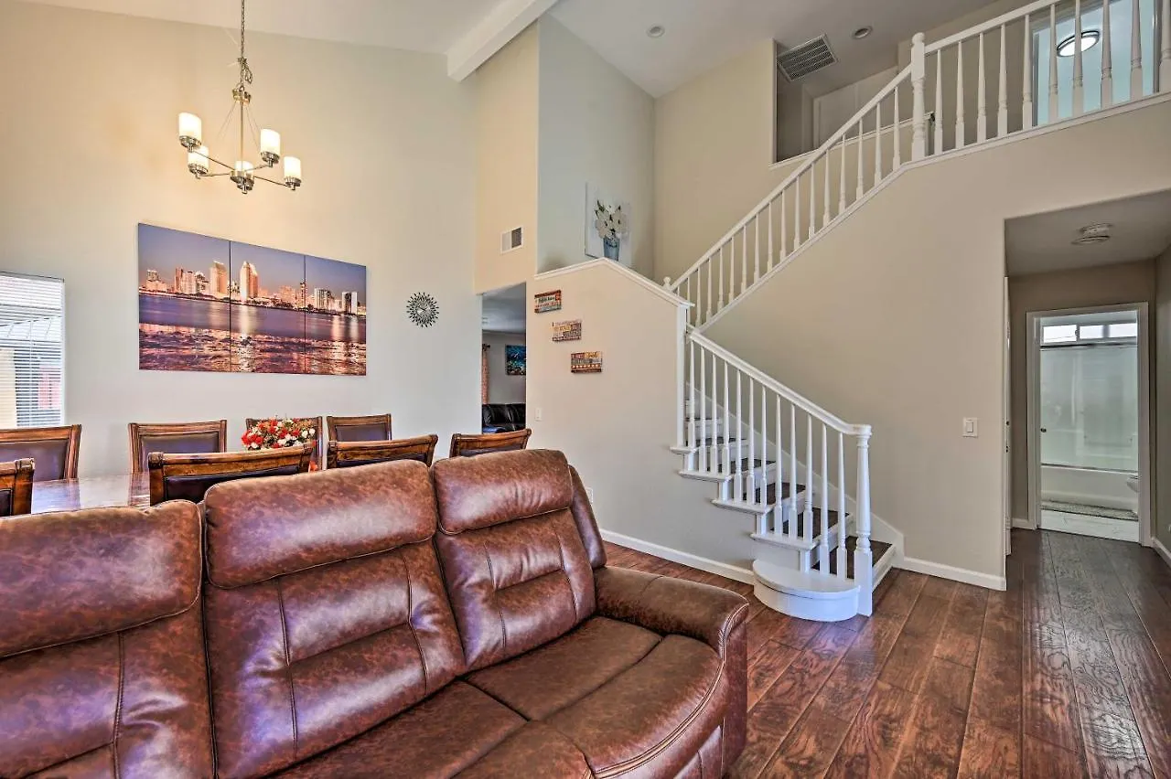 Holiday home Sanctuary With Hot Tub And Large Patio! *