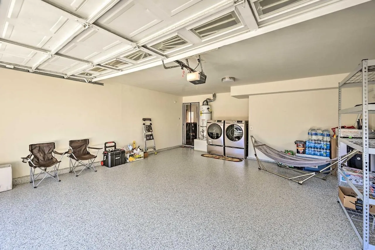 Holiday home Sanctuary With Hot Tub And Large Patio!