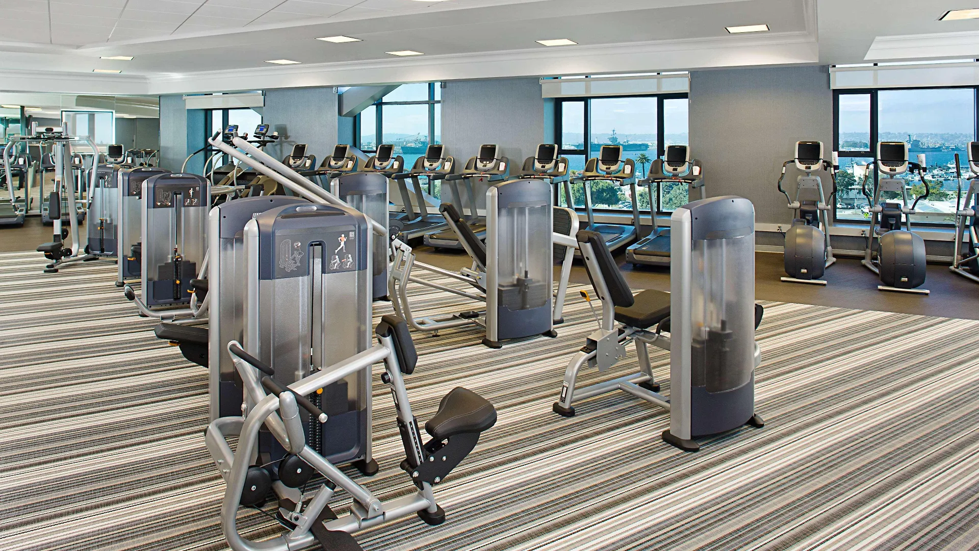 Ξενοδοχείο Manchester Grand Hyatt 4*