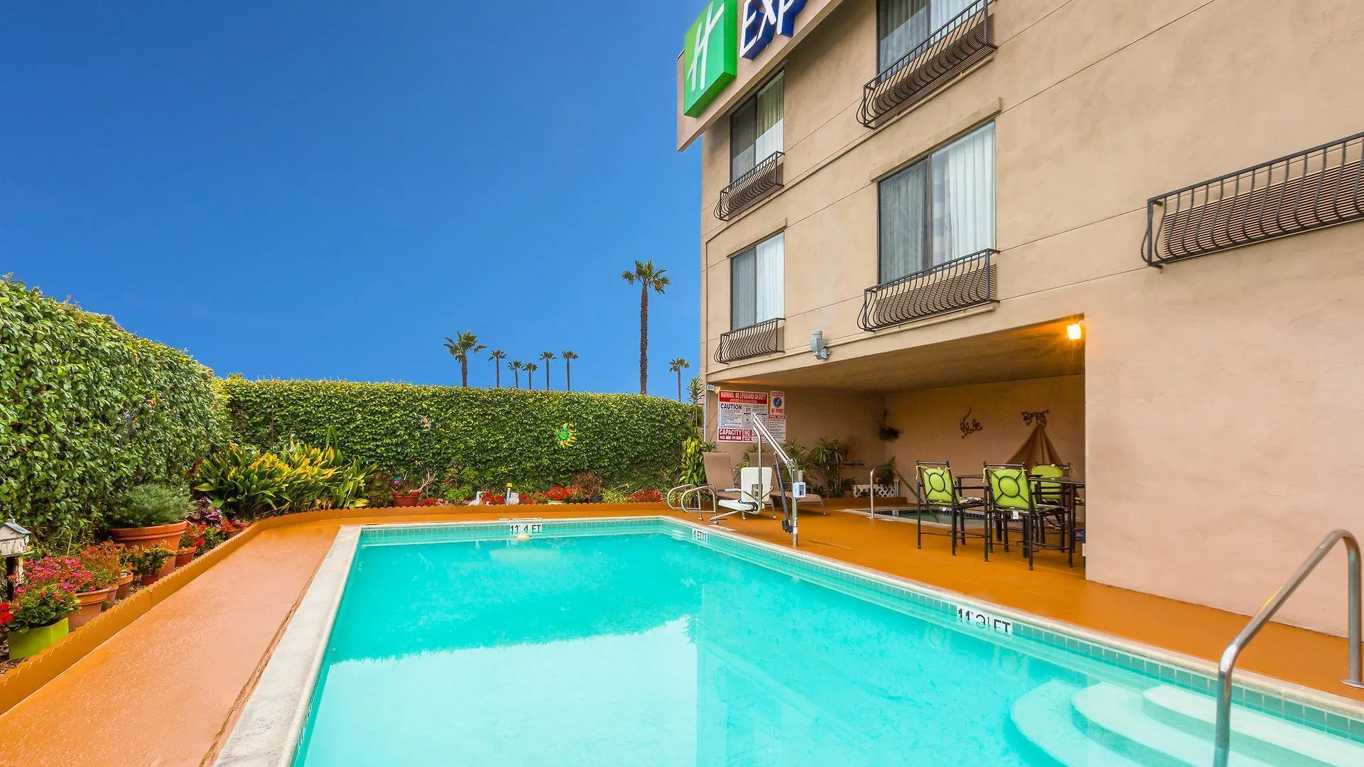 Express - Sea World Area By Ihg 2*