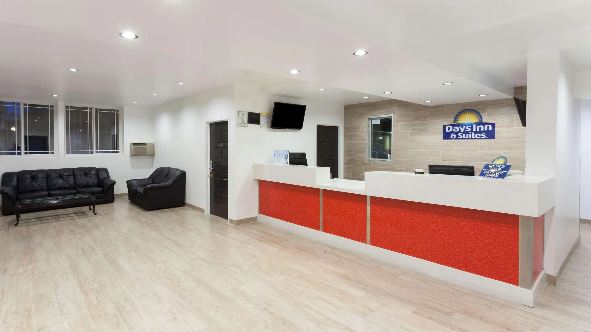 Days By Wyndham Mission Valley-sdsu Hotel